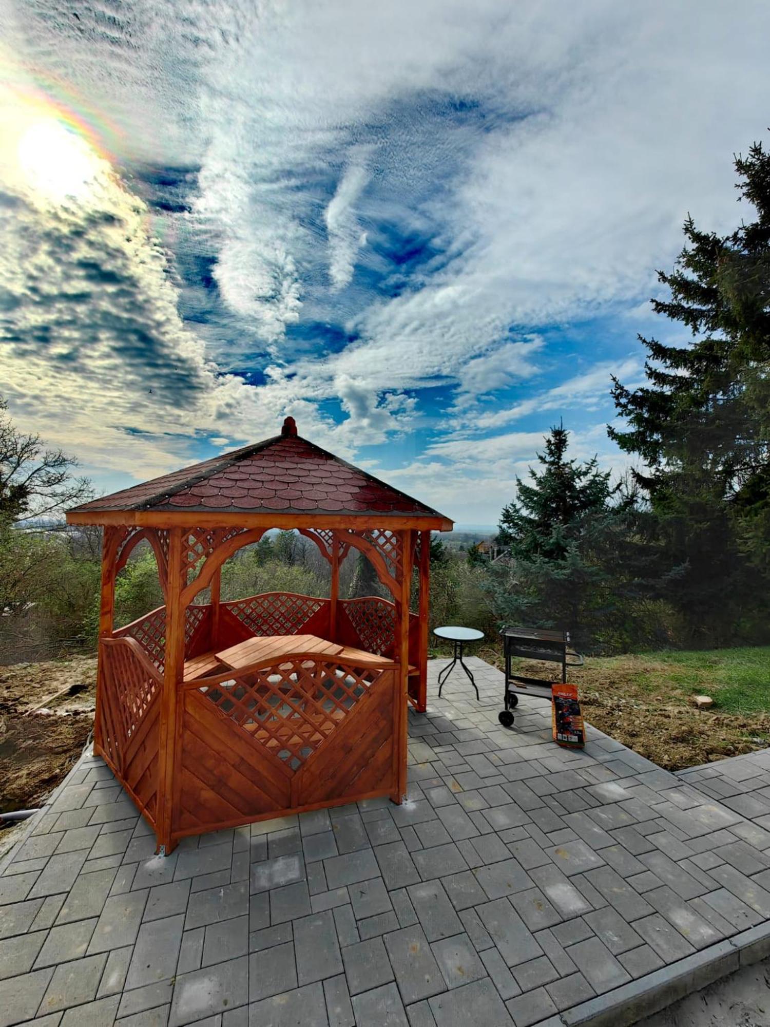 Sunset House Piestany Bungalow Banka Exterior foto